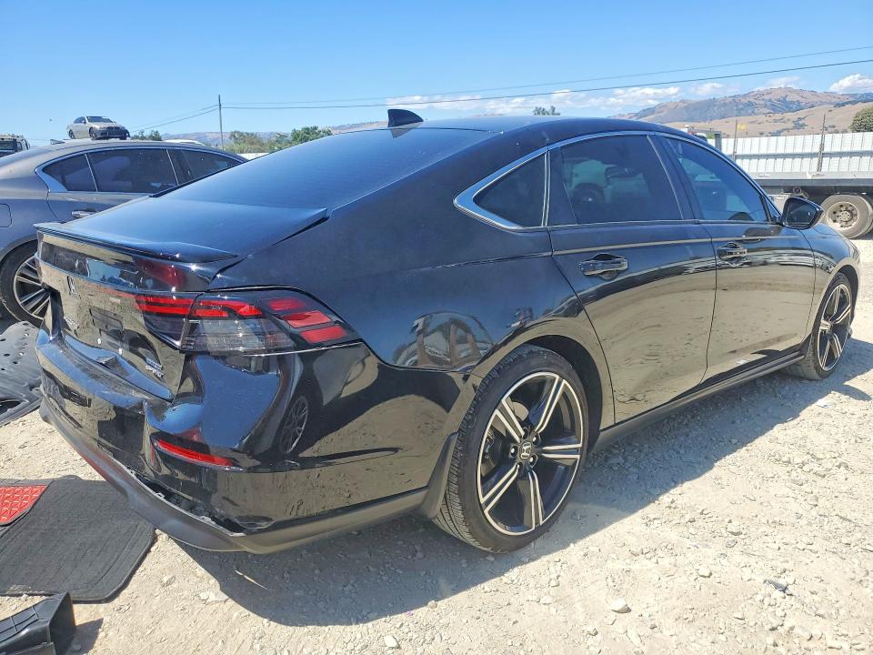 56113736 :رقم المزاد ، 1HGCY2F56RA070969 vin ، 2024 Honda Accord مزاد بيع