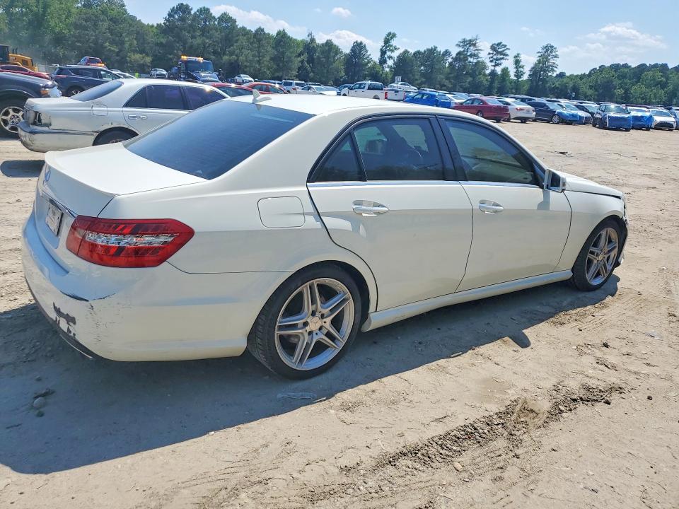 Продажа на аукционе авто 2012 Mercedes-benz E, vin: WDDHF5KB1CA527210, номер лота: 57126156