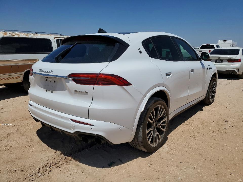 Продажа на аукционе авто 2023 Maserati Grecale, vin: ZN682AVM1P7426522, номер лота: 58355586