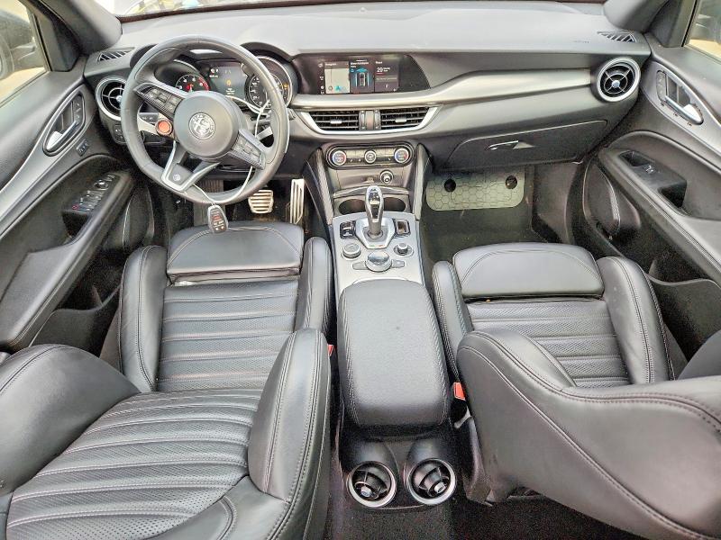 57744846 :رقم المزاد ، ZASPAKBN7N7D42339 vin ، 2022 Alfa Romeo Stelvio مزاد بيع