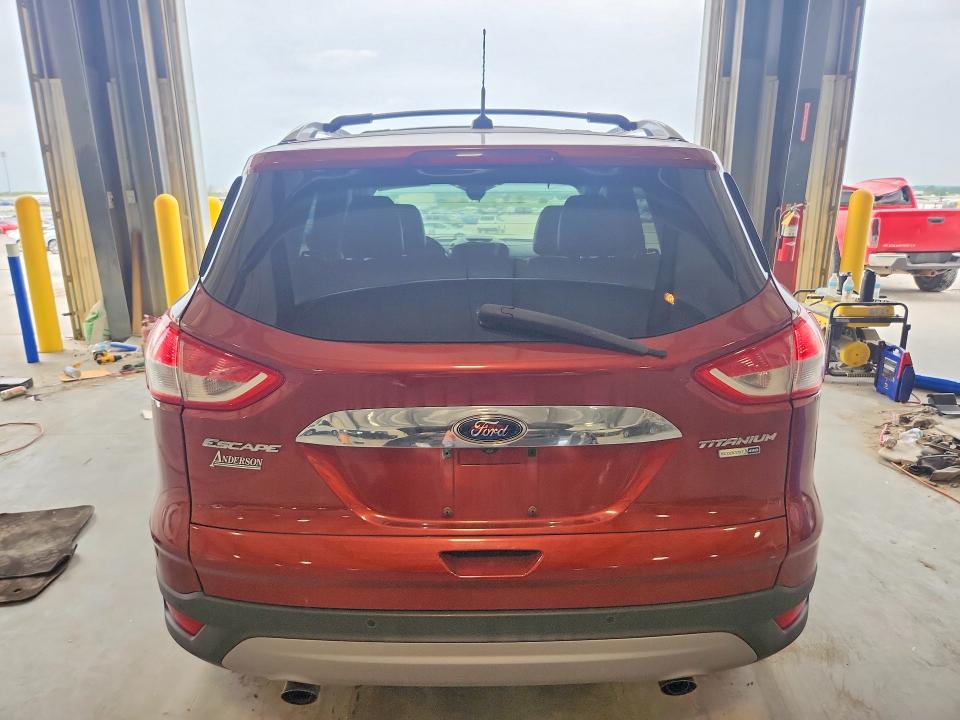 2015 Ford Escape მანქანა იყიდება აუქციონზე, vin: 1FMCU9JX0FUC78900, აუქციონის ნომერი: 55635446