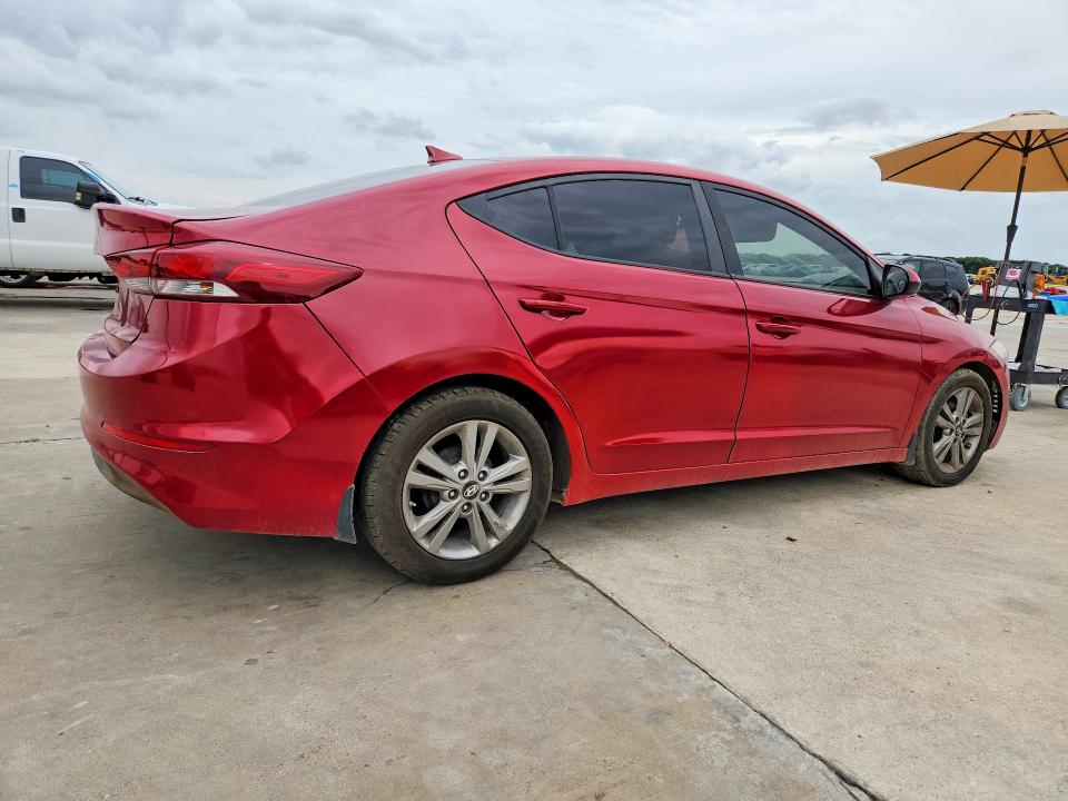 55649056 :رقم المزاد ، KMHD84LF6HU398977 vin ، 2017 Hyundai Elantra مزاد بيع