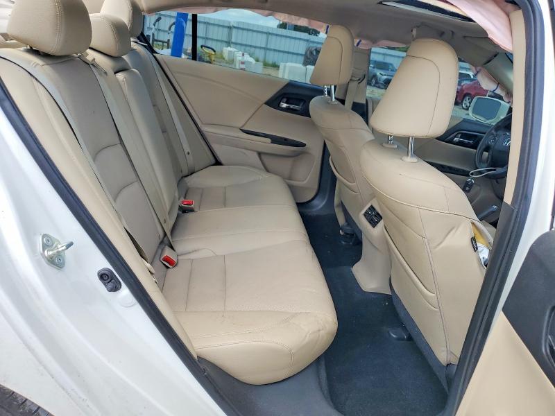 57316856 :رقم المزاد ، 1HGCR2F80FA172769 vin ، 2015 Honda Accord مزاد بيع