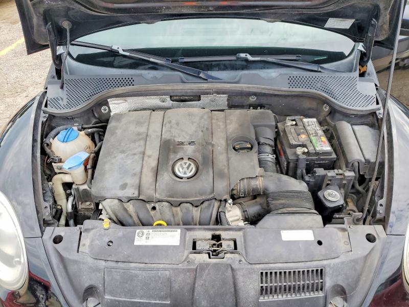 2014 Volkswagen Beetle მანქანა იყიდება აუქციონზე, vin: 3VWFP7AT7EM624080, აუქციონის ნომერი: 58942066