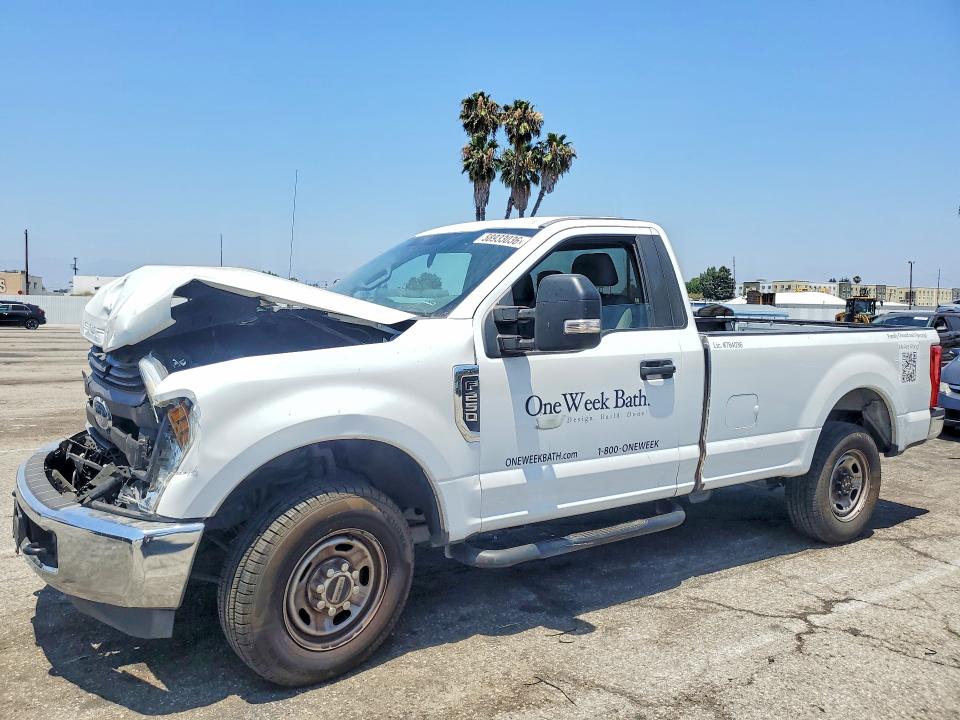 Auction sale of the 2018 Ford F250, vin: 1FTBF2A60JED01281, lot number: 58933036