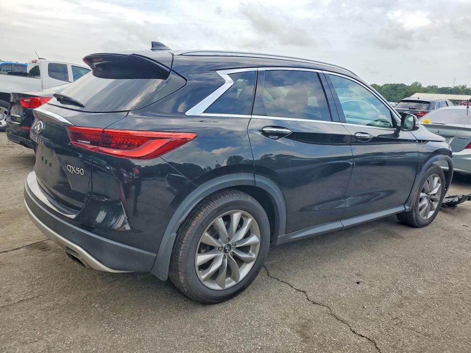 56541746 :رقم المزاد ، 3PCAJ5M10LF119657 vin ، 2020 Infiniti Qx50 مزاد بيع