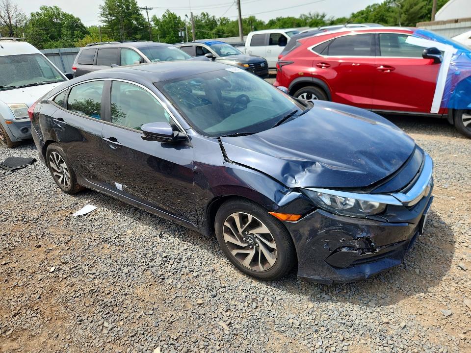 Продаж на аукціоні авто 2018 Honda Civic, vin: 2HGFC2F79JH590439, номер лоту: 57348116