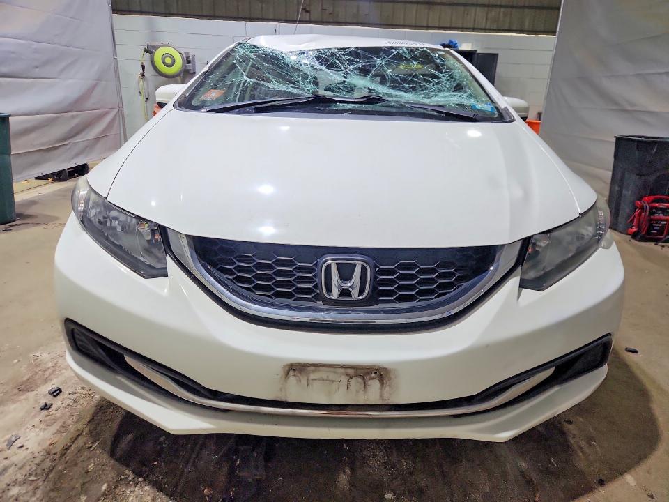 58303416 :رقم المزاد ، 19XFB2F55FE233729 vin ، 2015 Honda Civic مزاد بيع