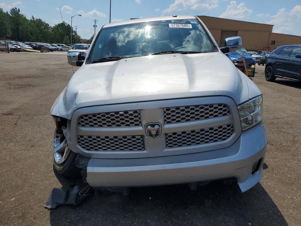 57327686 :رقم المزاد ، 3C6RR6KT6JG143322 vin ، 2018 Ram 1500 مزاد بيع