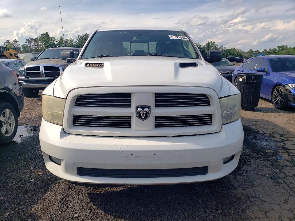 57721596 :رقم المزاد ، 1D7RV1GT9BS707710 vin ، 2011 Dodge Ram 1500 مزاد بيع