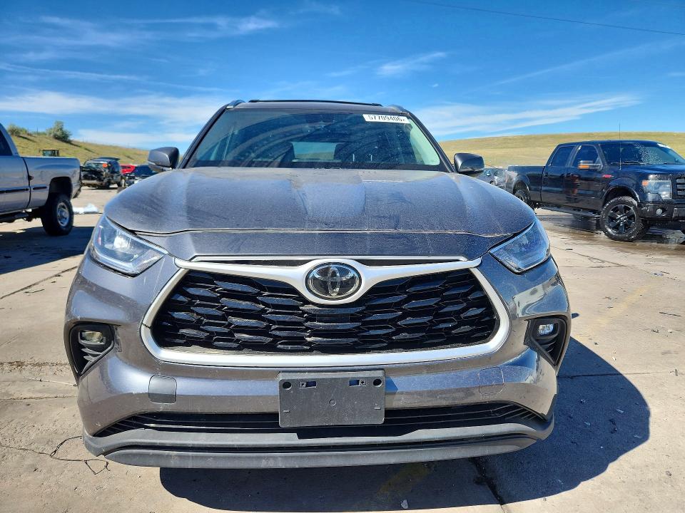 2020 Toyota Highlander მანქანა იყიდება აუქციონზე, vin: 5TDGZRAH9LS021461, აუქციონის ნომერი: 57709406