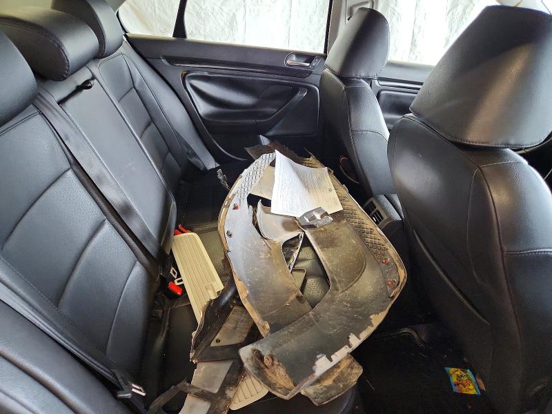 56224826 :رقم المزاد ، 3VWRL7AJ8AM093117 vin ، 2010 Volkswagen Jetta مزاد بيع