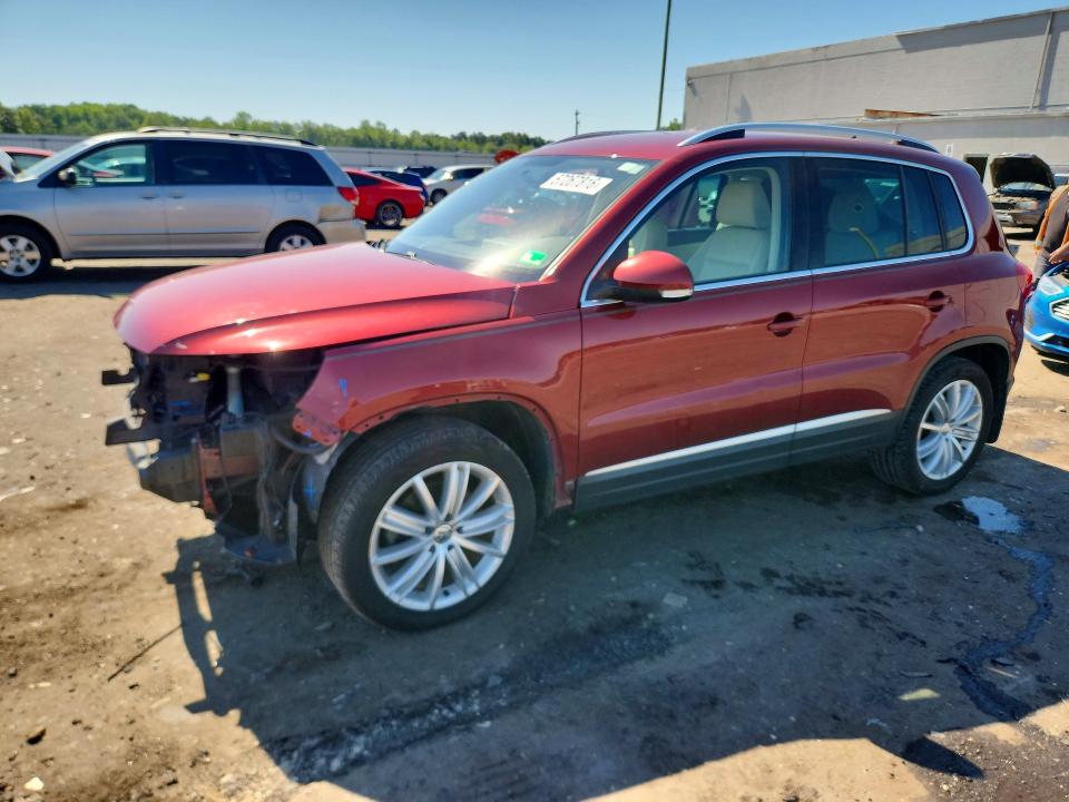 57267816 :رقم المزاد ، WVGBV3AX3EW059809 vin ، 2014 Volkswagen Tiguan مزاد بيع