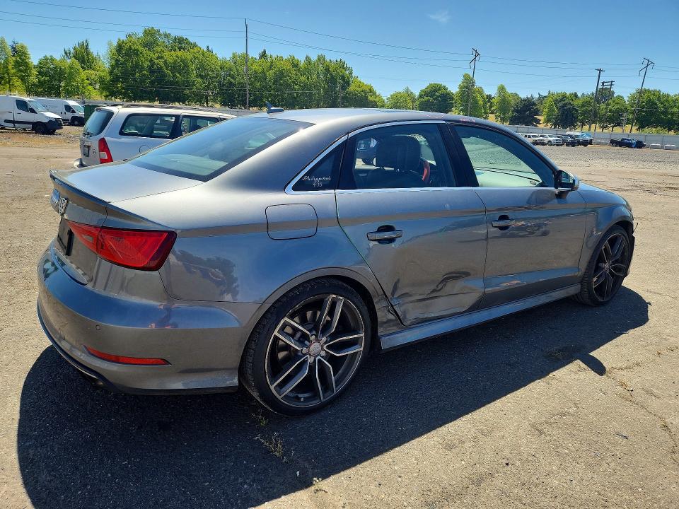 Продажа на аукционе авто 2015 Audi S3, vin: WAUBFGFF6F1073868, номер лота: 55797896