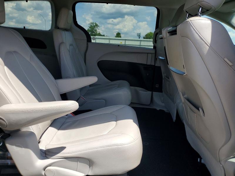 55598386 :رقم المزاد ، 2C4RC1EG0JR293139 vin ، 2018 Chrysler Pacifica مزاد بيع