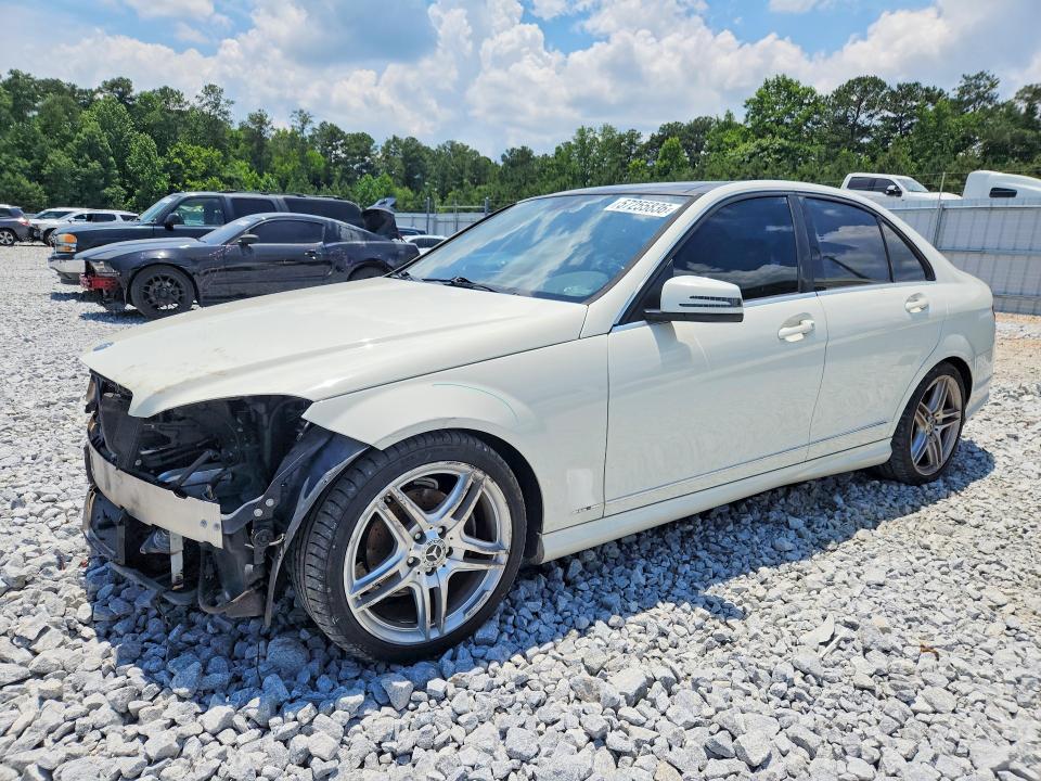 2011 Mercedes-benz C მანქანა იყიდება აუქციონზე, vin: WDDGF5EB3BA509572, აუქციონის ნომერი: 57255836