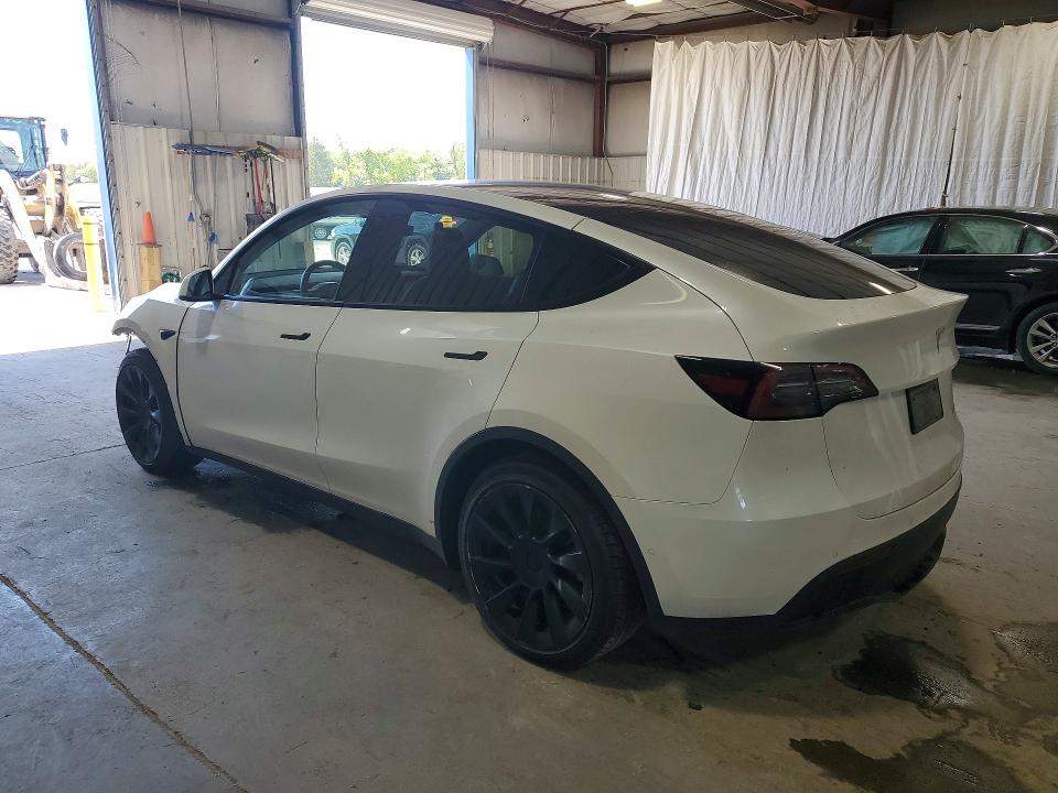 56315626 :رقم المزاد ، 7SAYGAEE2NF364845 vin ، 2022 Tesla Model Y مزاد بيع