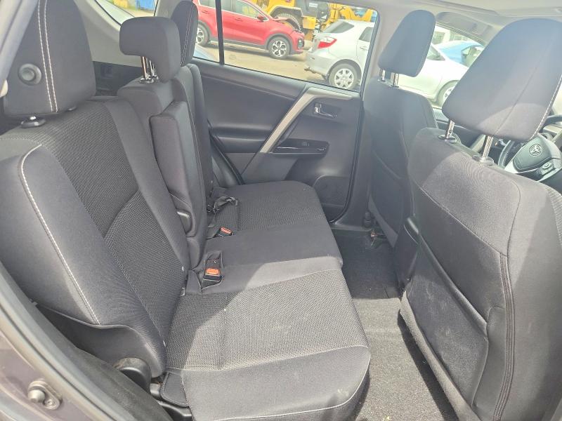 Продажа на аукционе авто 2018 Toyota Rav4, vin: 2T3RFREV5JW724388, номер лота: 57918316