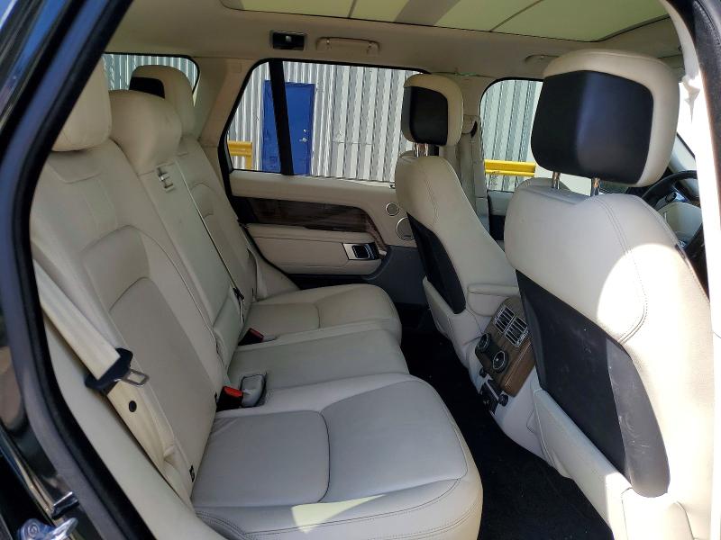 55817556 :رقم المزاد ، SALGR2RV9JA383844 vin ، 2018 Land Rover Range Rover مزاد بيع