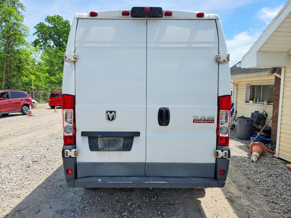 56003896 :رقم المزاد ، 3C6TRVDG6GE135001 vin ، 2016 Ram Promaster 2500 مزاد بيع