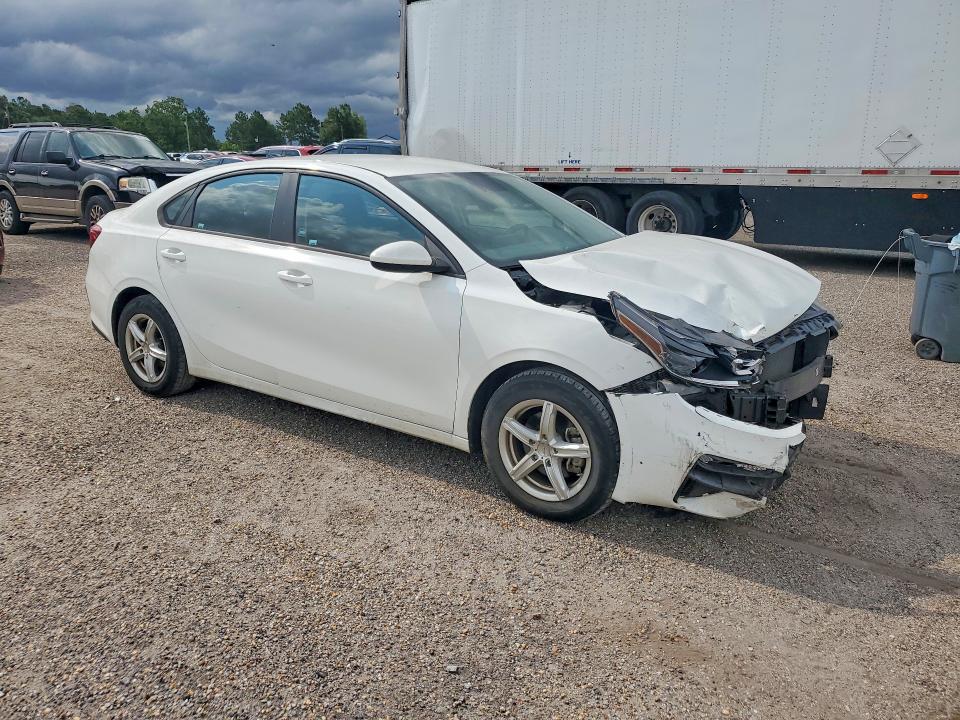 58588306 :رقم المزاد ، 3KPF24AD8ME289431 vin ، 2021 Kia Forte مزاد بيع