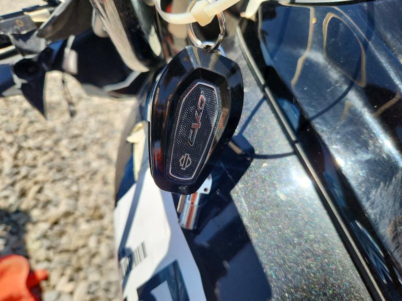 58825586 :رقم المزاد ، 1HD1PX611SB960314 vin ، 2025 Harley-davidson Flhxse مزاد بيع