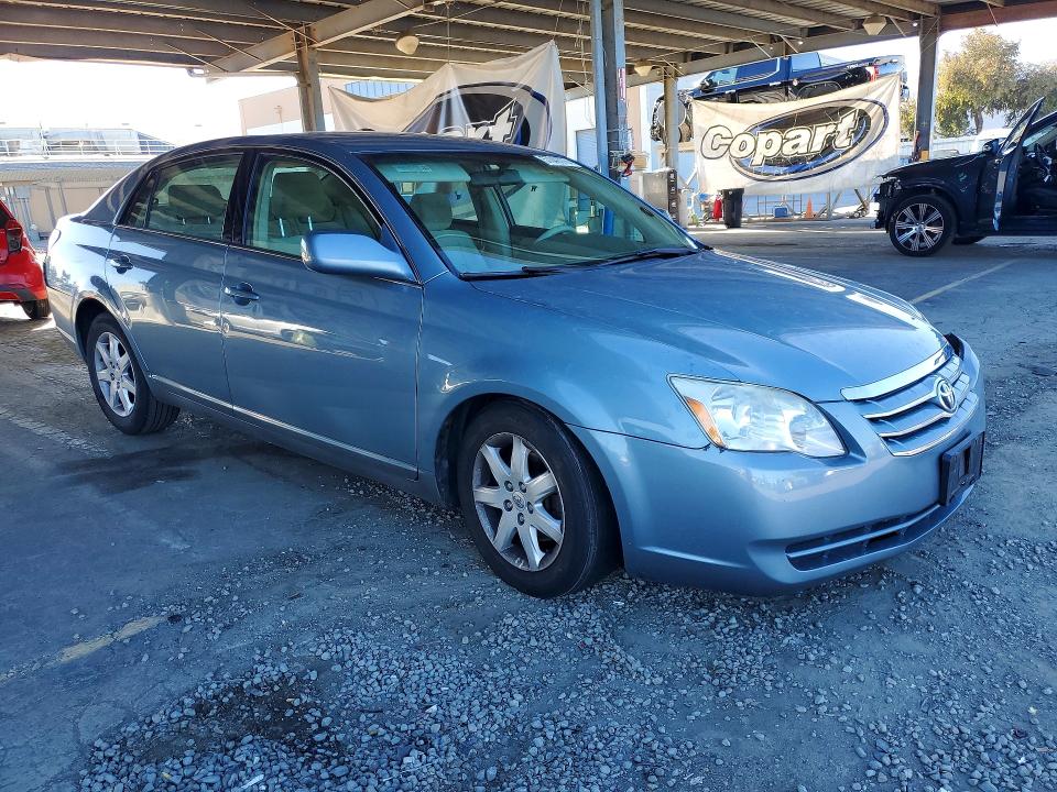 2005 Toyota Avalon მანქანა იყიდება აუქციონზე, vin: 4T1BK36B75U037734, აუქციონის ნომერი: 57041076