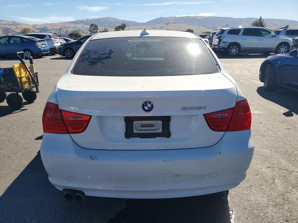 2009 Bmw 328 მანქანა იყიდება აუქციონზე, vin: WBAPH53549A437256, აუქციონის ნომერი: 56722206