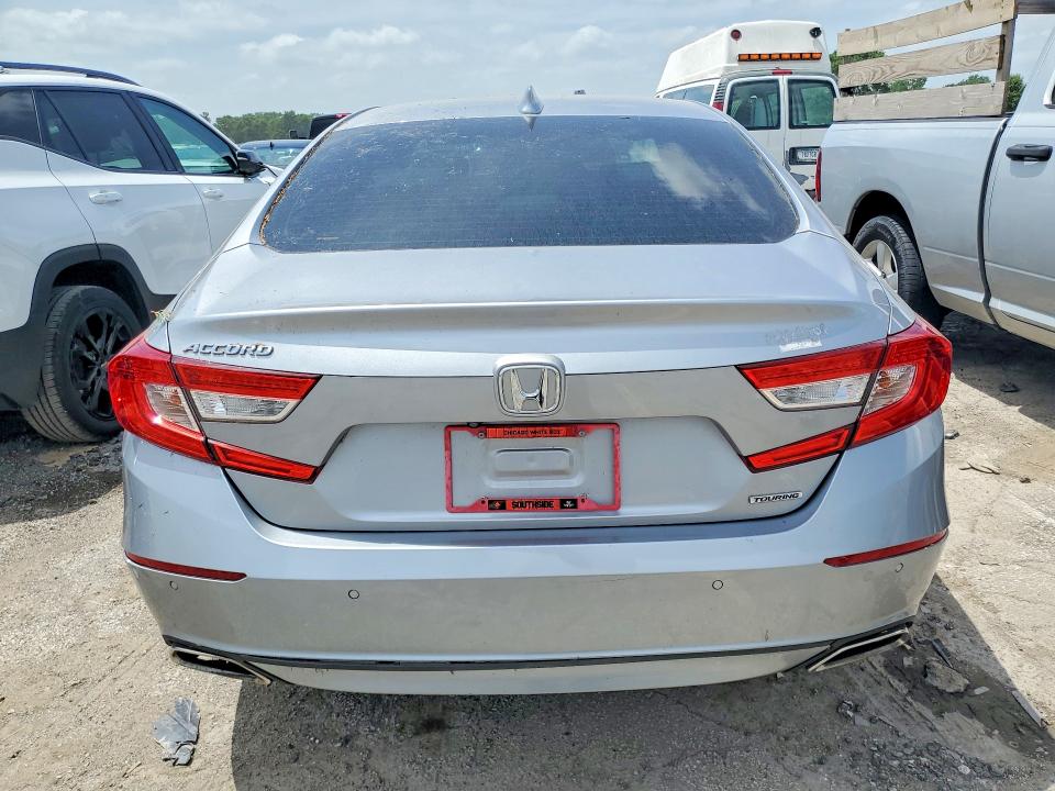 Продаж на аукціоні авто 2018 Honda Accord, vin: 1HGCV1F91JA086197, номер лоту: 59045756