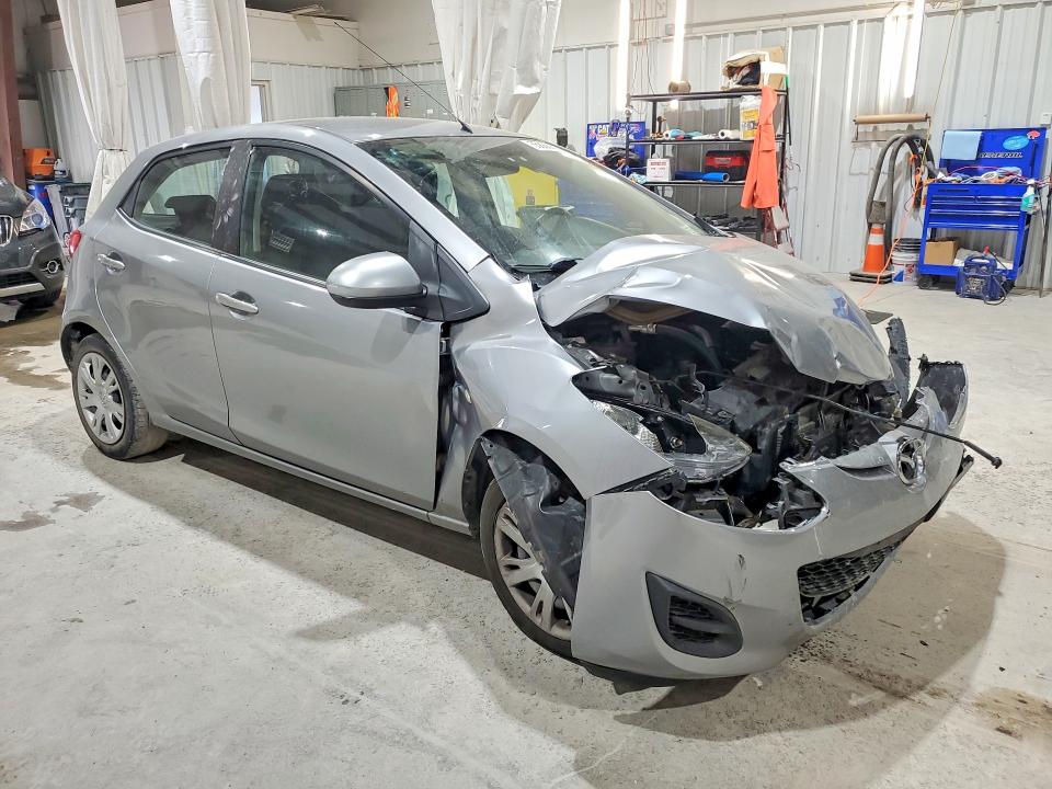 2013 Mazda Mazda2 მანქანა იყიდება აუქციონზე, vin: JM1DE1KY4D0167575, აუქციონის ნომერი: 55886926
