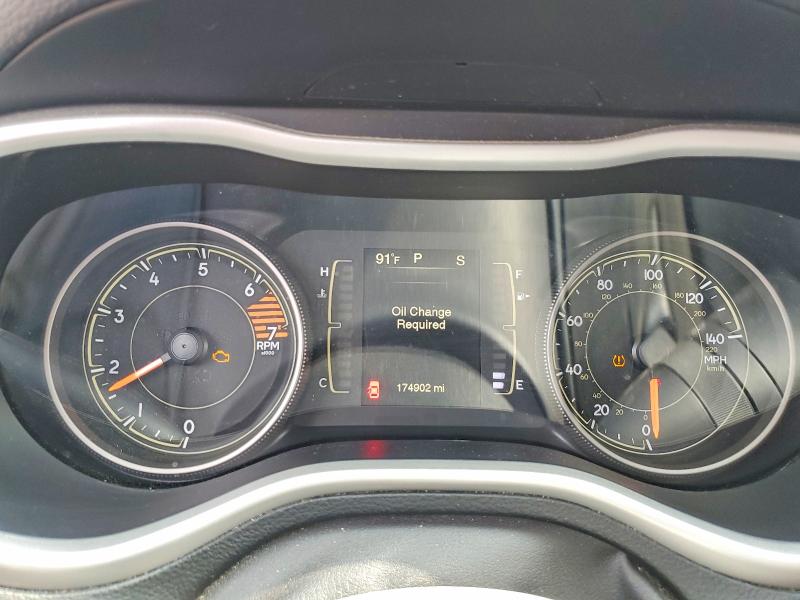 Продаж на аукціоні авто 2018 Jeep Cherokee, vin: 1C4PJLLB5JD615681, номер лоту: 55561526