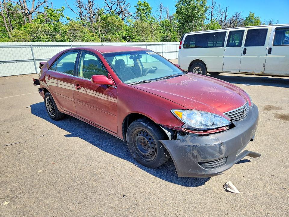 56595506 :رقم المزاد ، 4T1BE32K15U089289 vin ، 2005 Toyota Camry مزاد بيع