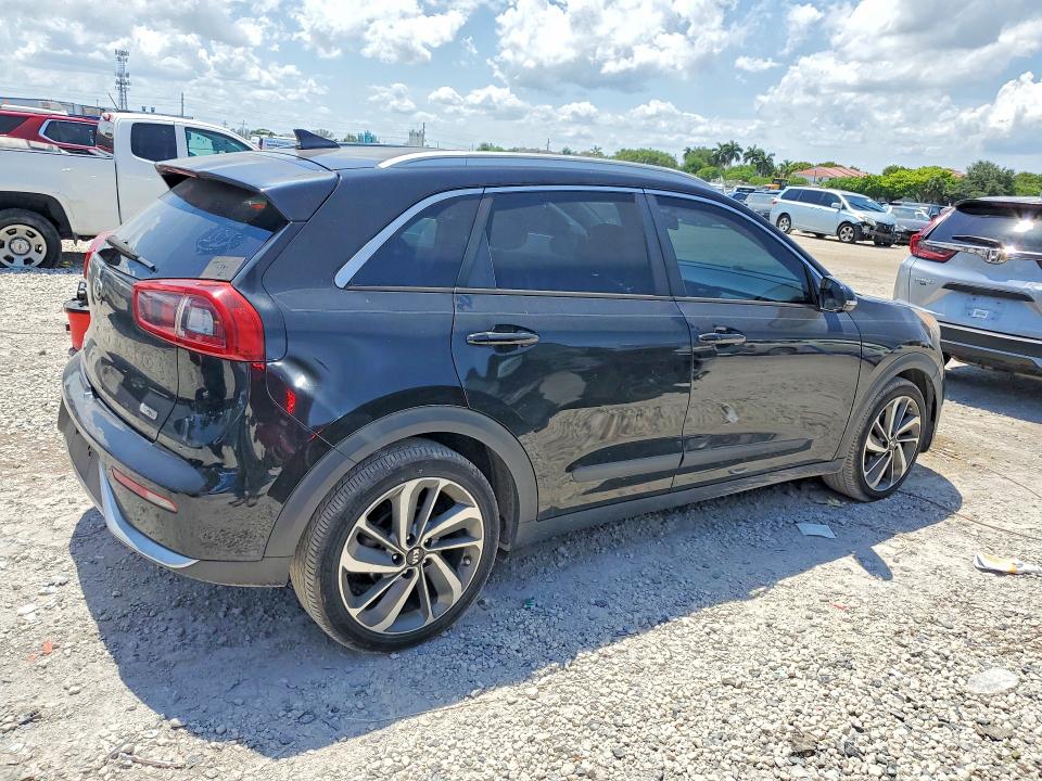 2017 Kia Niro მანქანა იყიდება აუქციონზე, vin: KNDCE3LC2H5072516, აუქციონის ნომერი: 59640736