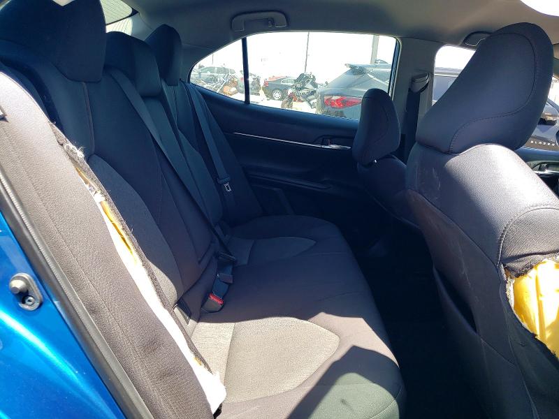 55956256 :رقم المزاد ، 4T1L11AK8LU325021 vin ، 2020 Toyota Camry مزاد بيع