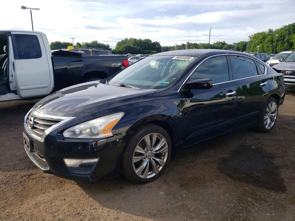2015 Nissan Altima მანქანა იყიდება აუქციონზე, vin: 1N4AL3AP6FN357063, აუქციონის ნომერი: 56644606