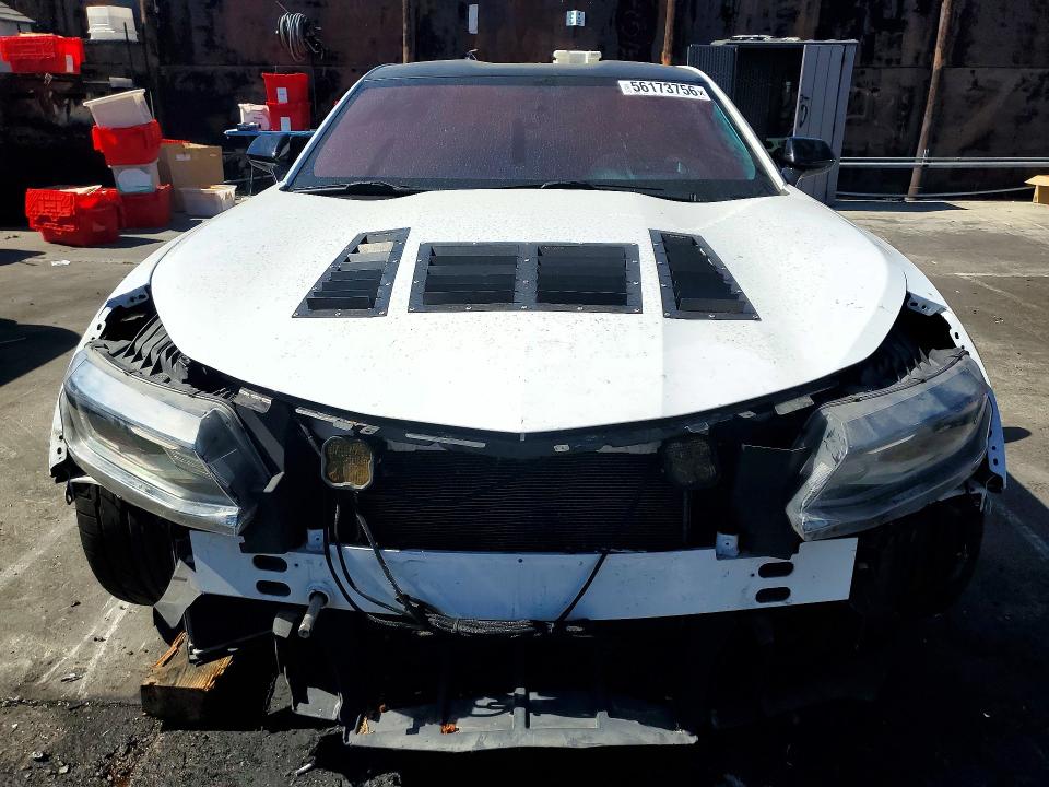 56173756 :رقم المزاد ، 1G1FG1R79J0155507 vin ، 2018 Chevrolet Camaro مزاد بيع