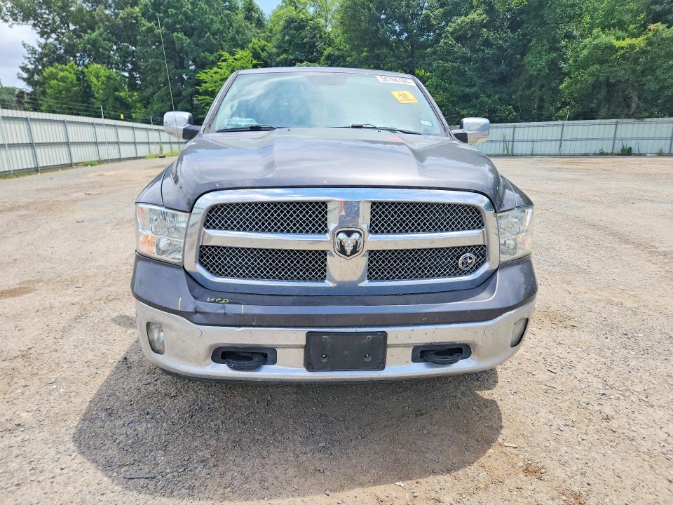 58706186 :رقم المزاد ، 1C6RR6LT5KS604888 vin ، 2019 Ram 1500 Classic مزاد بيع