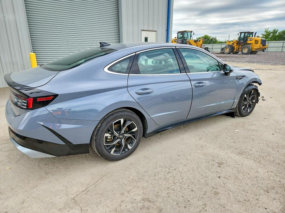 2025 Hyundai Sonata მანქანა იყიდება აუქციონზე, vin: KMHL64JA1SA447584, აუქციონის ნომერი: 56054786