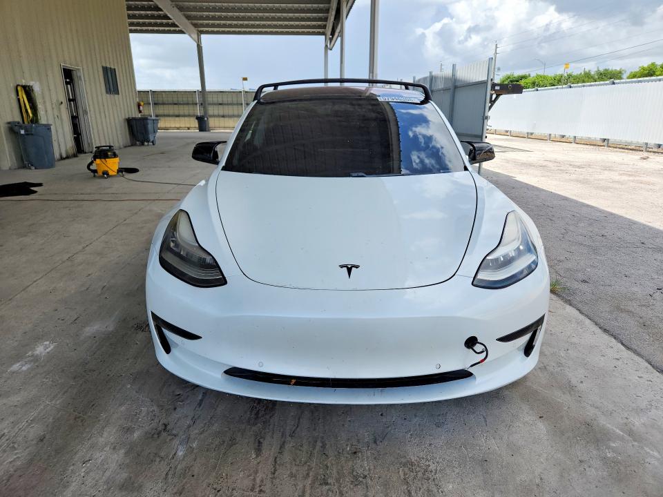 2018 Tesla Model 3 მანქანა იყიდება აუქციონზე, vin: 5YJ3E1EA1JF161675, აუქციონის ნომერი: 57946306