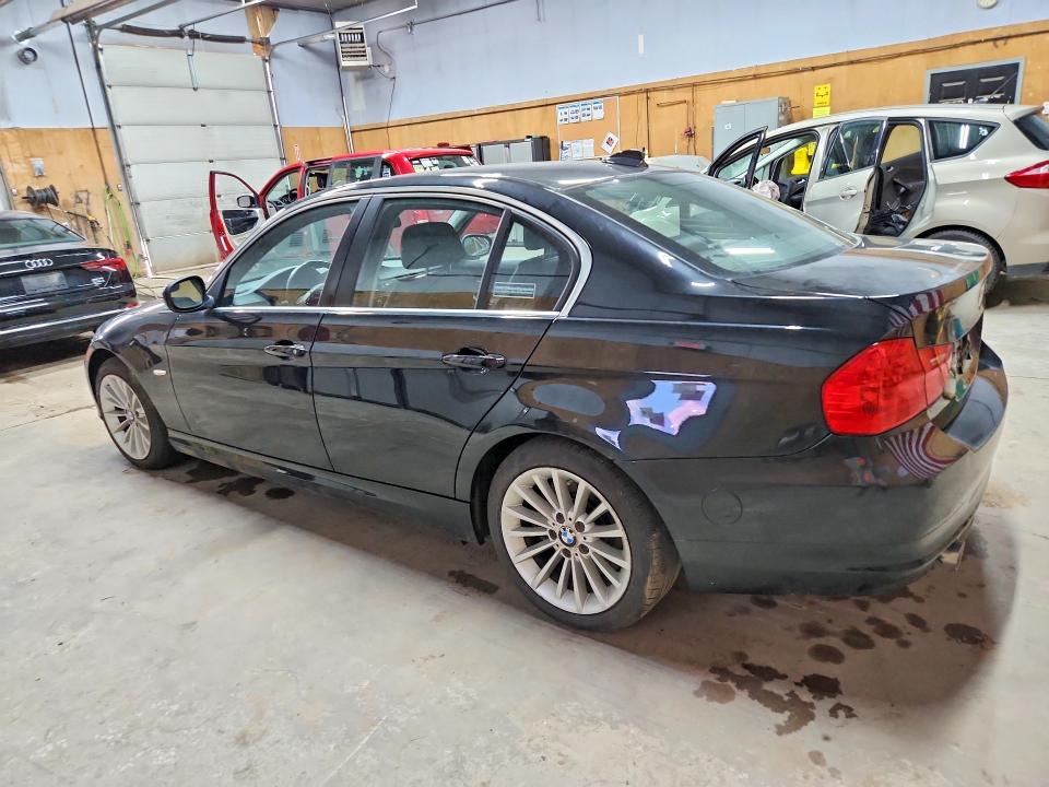 56874336 :رقم المزاد ، WBAPN7C5XBF184554 vin ، 2011 Bmw 335 مزاد بيع