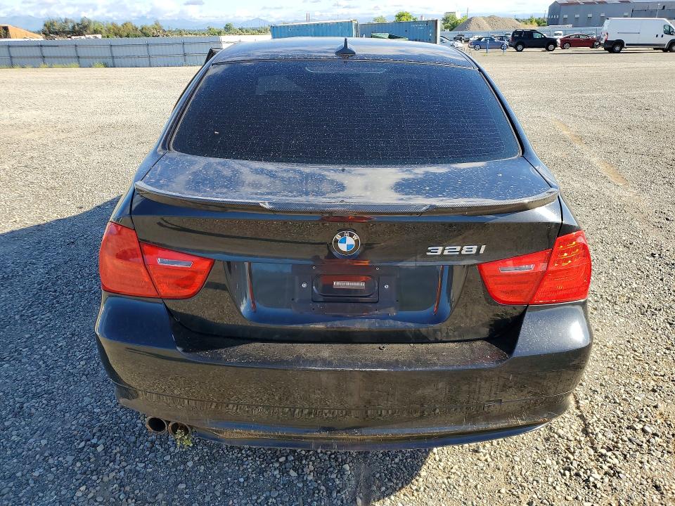 56876136 :رقم المزاد ، WBAPK5C5XBA661249 vin ، 2011 Bmw 328 مزاد بيع