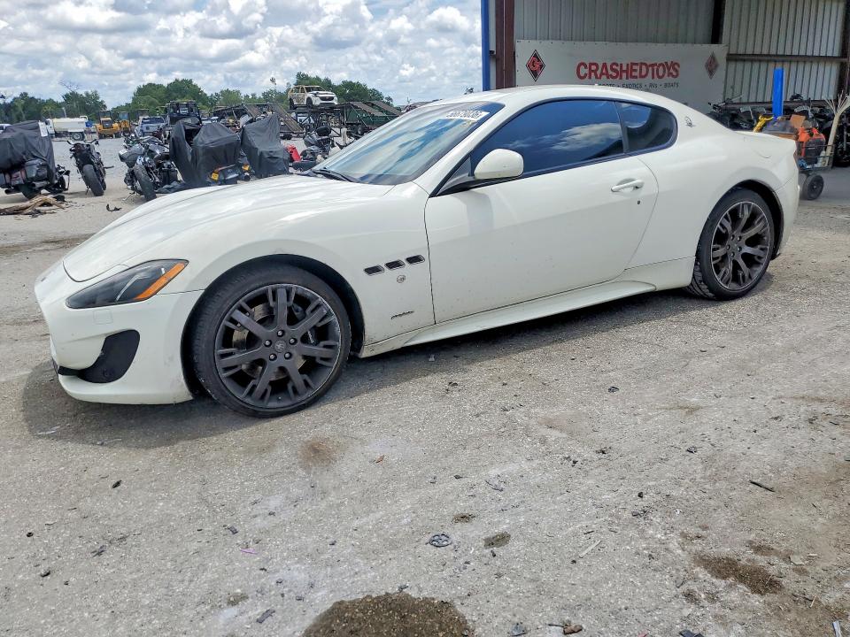 2015 Maserati Granturismo მანქანა იყიდება აუქციონზე, vin: ZAM45VLA0F0143636, აუქციონის ნომერი: 56679036