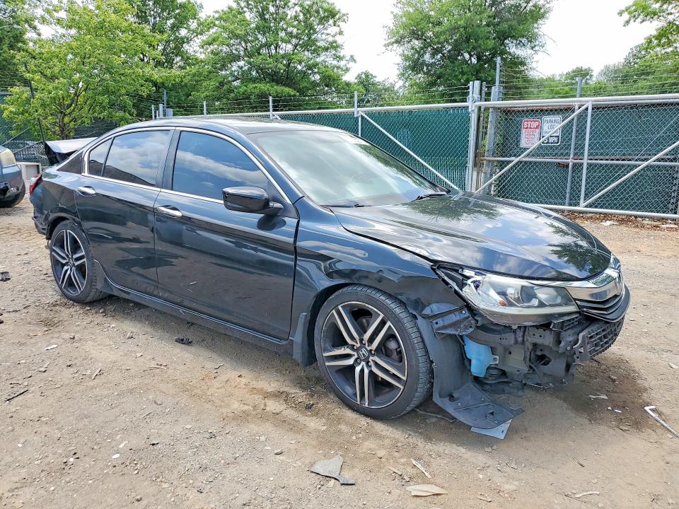 2017 Honda Accord მანქანა იყიდება აუქციონზე, vin: 1HGCR2F13HA125774, აუქციონის ნომერი: 57035276