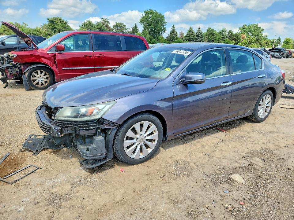 Auction sale of the 2015 Honda Accord, vin: 1HGCR2F75FA075977, lot number: 58840996
