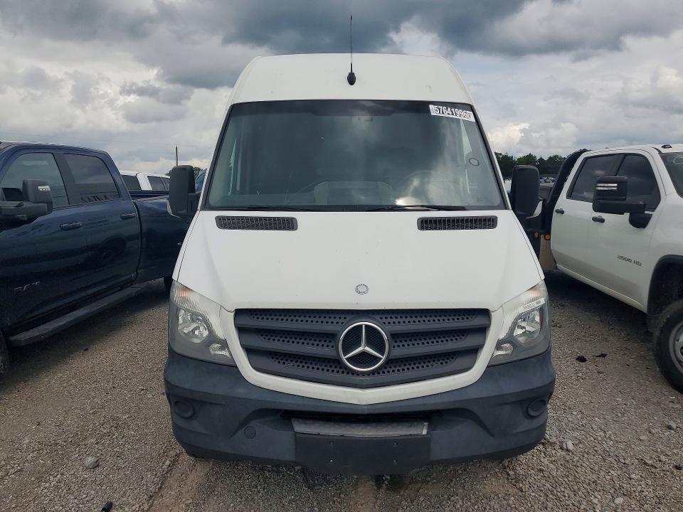 2015 Mercedes-benz Sprinter მანქანა იყიდება აუქციონზე, vin: WD3PE8DC9FP122353, აუქციონის ნომერი: 57641996