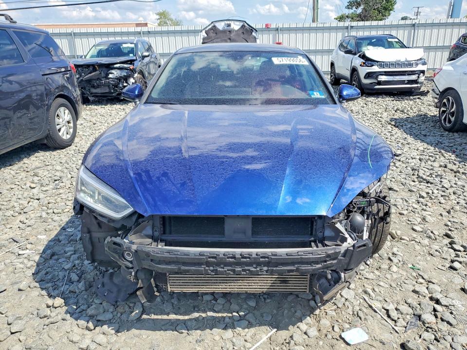 2018 Audi A5 მანქანა იყიდება აუქციონზე, vin: WAUBNCF55JA114440, აუქციონის ნომერი: 57199056
