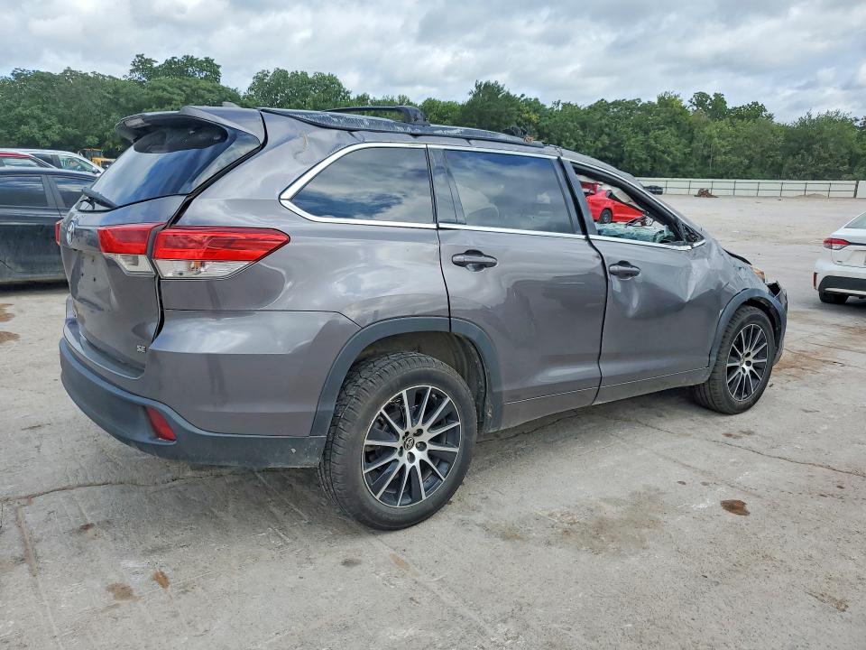 Aukcja sprzedaży 2018 Toyota Highlander, vin: 5TDKZRFH8JS545507, numer aukcji: 56696496
