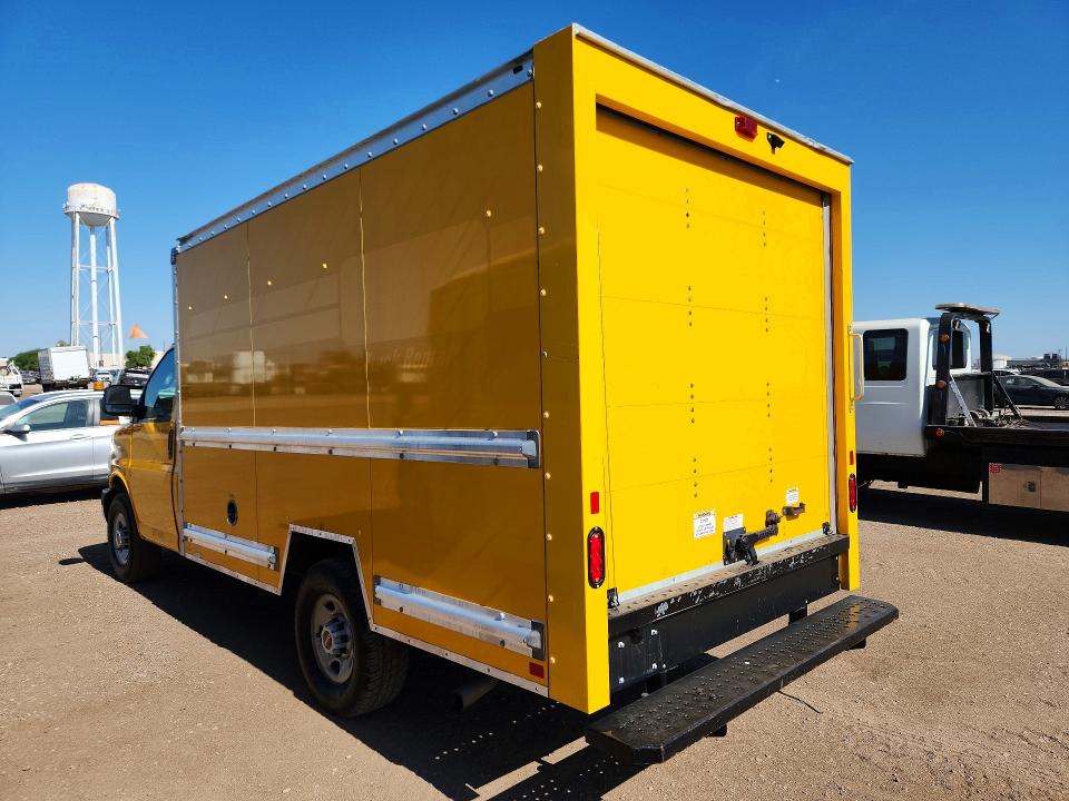 57964726 :رقم المزاد ، 1GD07RFP7P1116266 vin ، 2023 Gmc Savana مزاد بيع