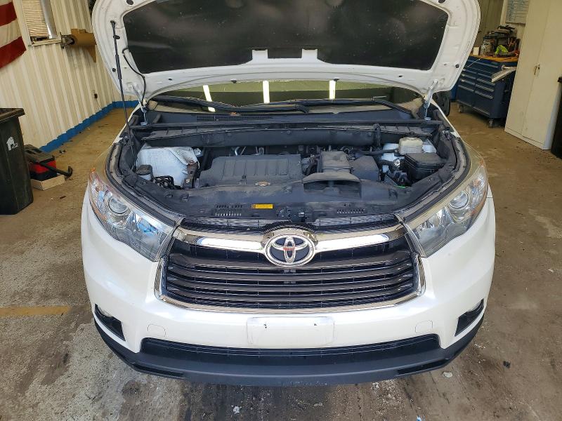 55746696 :رقم المزاد ، 5TDJKRFH7FS132081 vin ، 2015 Toyota Highlander مزاد بيع