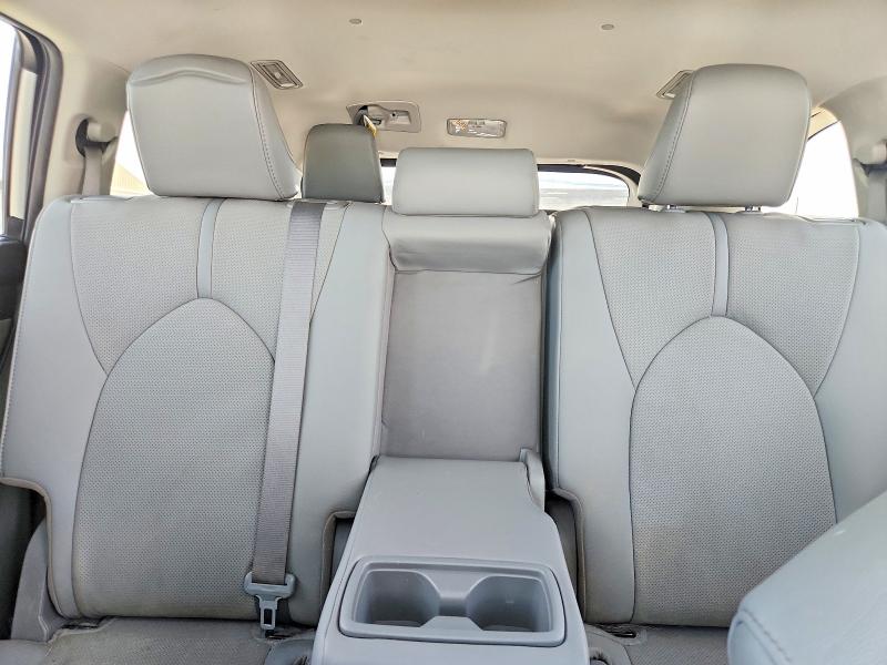 56466736 :رقم المزاد ، 5TDDBRCH5MS047321 vin ، 2021 Toyota Highlander مزاد بيع